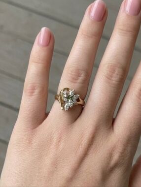 14k GE Gold Heart Floral Cluster Ring with Clear CZ Stones Size 9